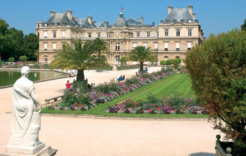 Апартаменты Petite Maison Avec Cour Dans Les Beaux Quartiers-Vous Faites Le Menage- Very Good Prices For T-H-E Location But You Have To Clea-N Th-E Flat Париж Экстерьер фото